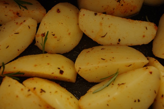 Lightly Spiced Potatoes